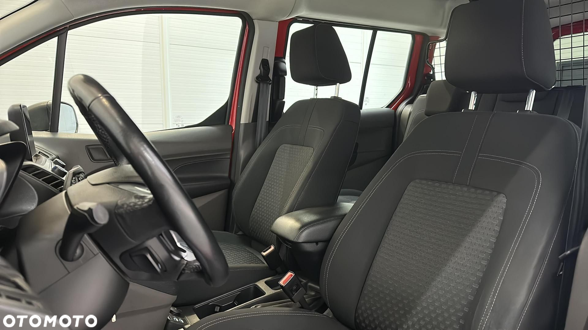 Ford transit-connect - 13