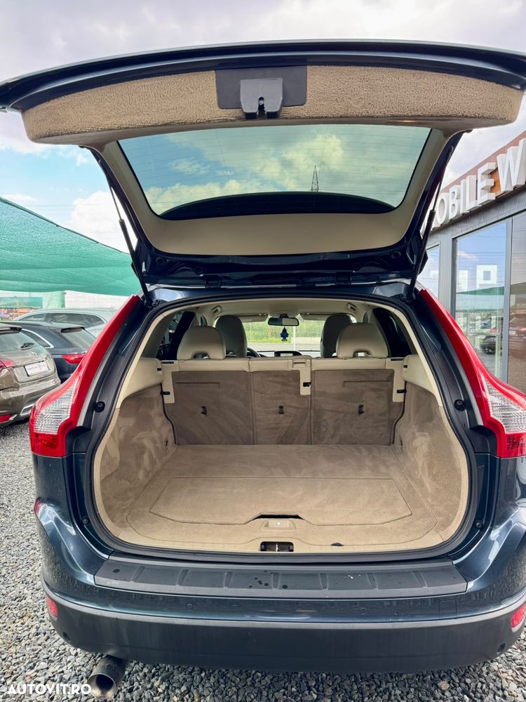 Volvo XC 60 D5 AWD Aut. Summum - 36