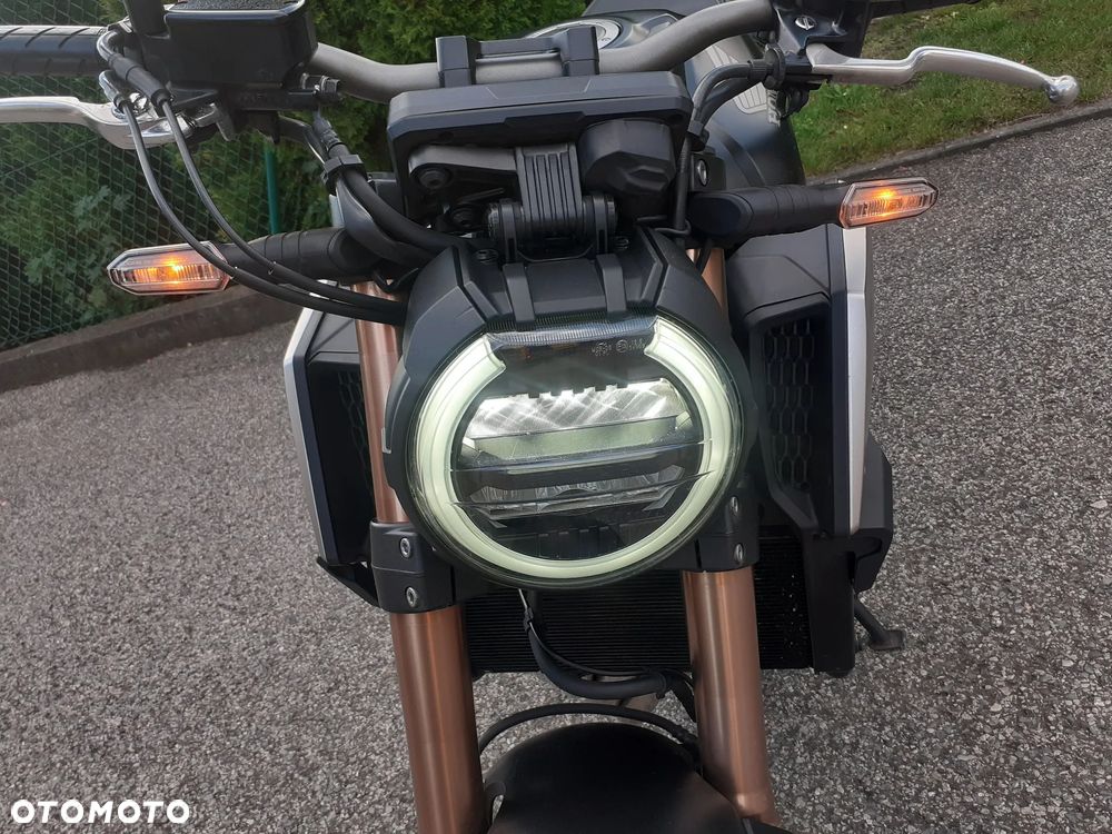 Honda CB - 30