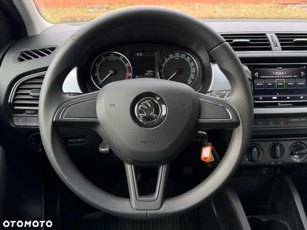 Skoda Fabia 1.0 TSI Ambition - 25