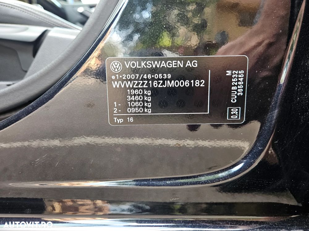 Volkswagen Jetta 2.0 TDI DSG Comfortline - 8