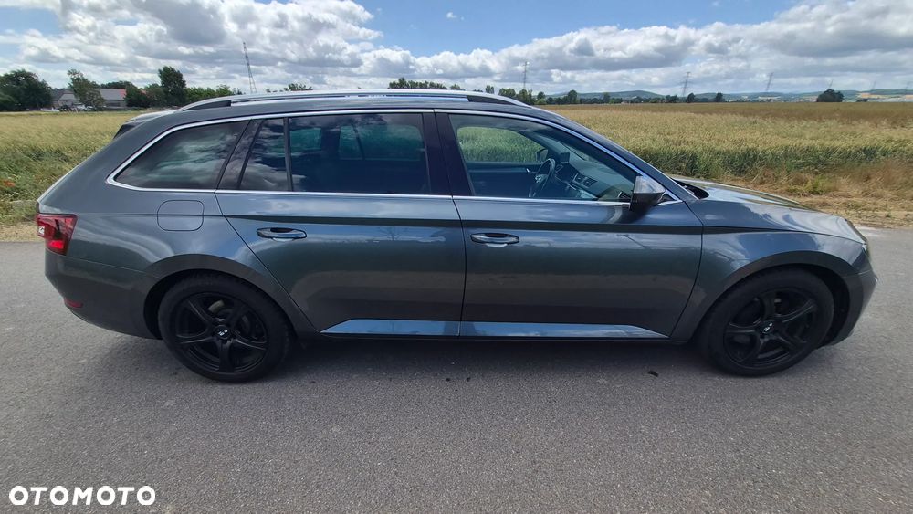 Skoda Superb 2.0 TDI Style - 5