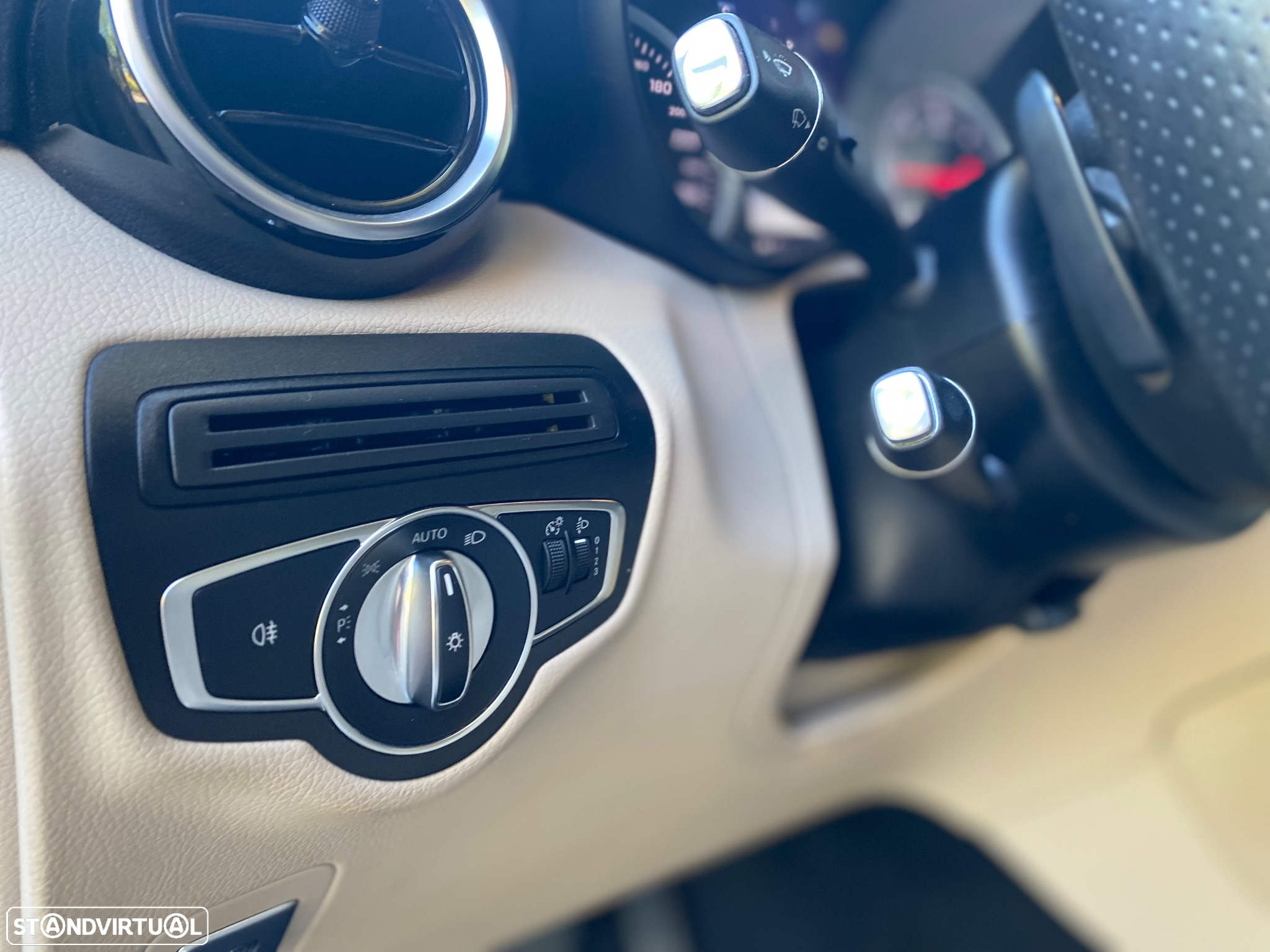 Mercedes-Benz GLC 220 d 4Matic 9G-TRONIC Exclusive - 21