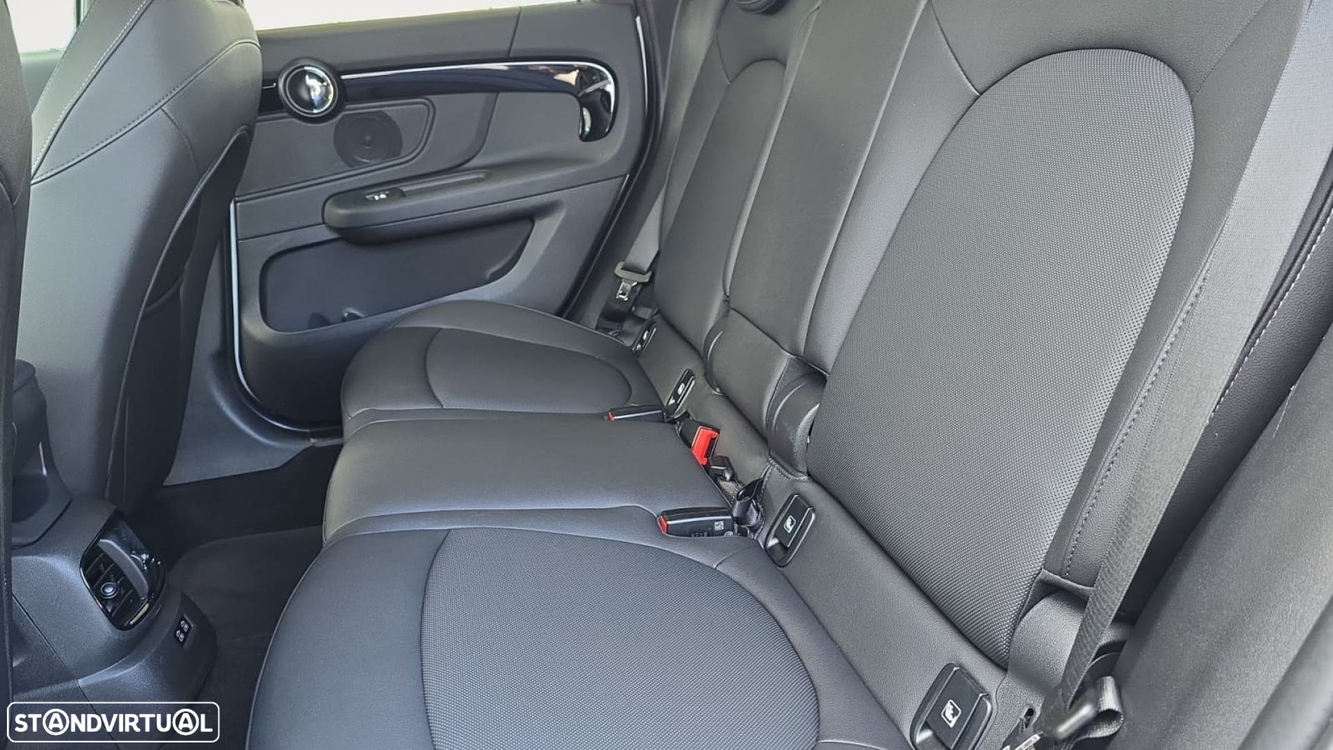 MINI Countryman Cooper Premium Classic Auto - 14