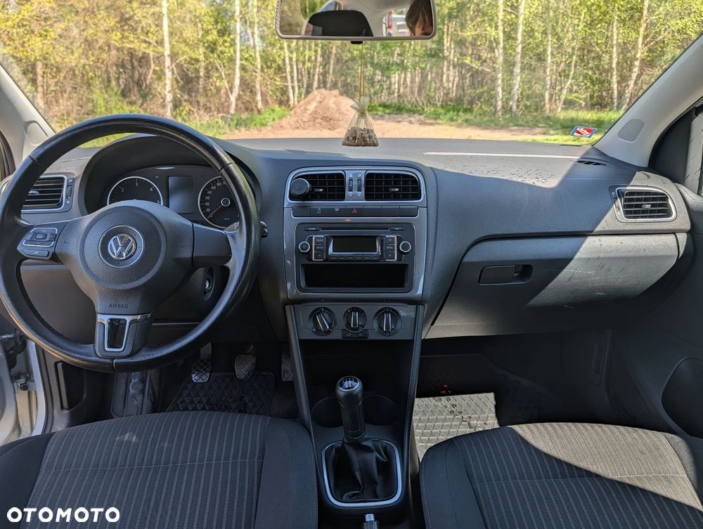 Volkswagen Polo 1.6 TDI DPF Highline - 8