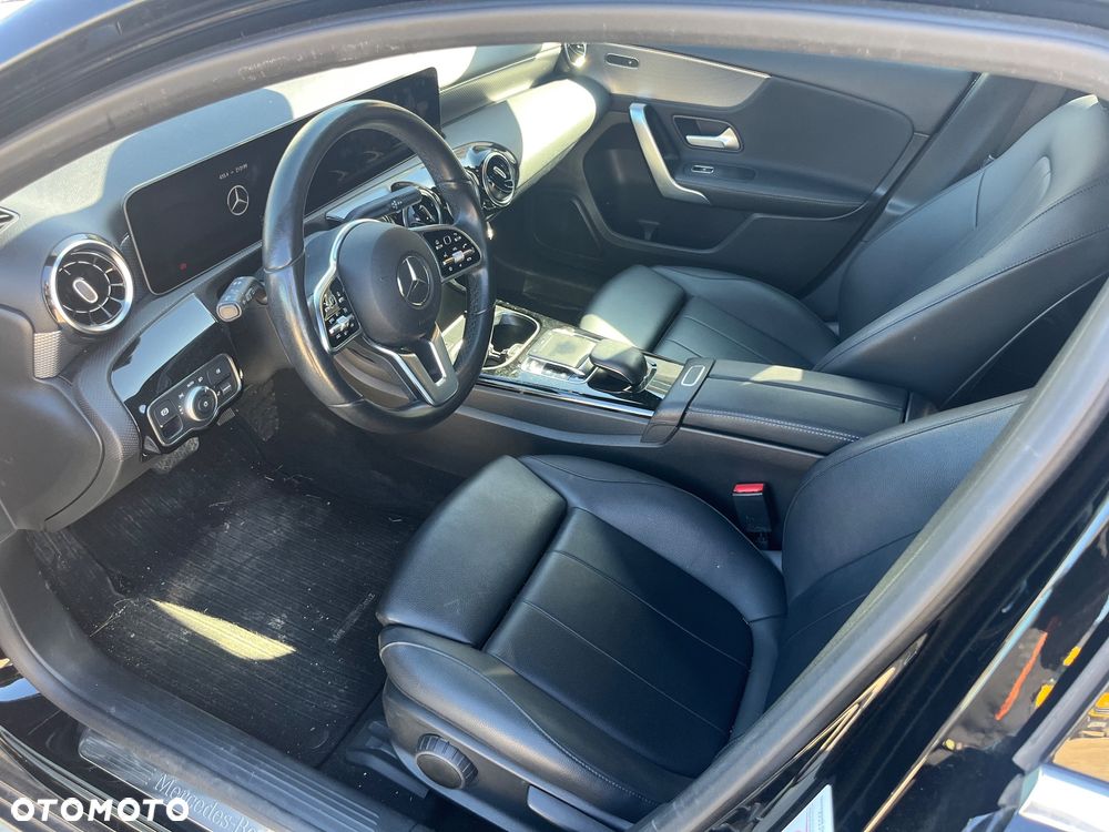 Mercedes-Benz Klasa A 200 d 8G-DCT - 9