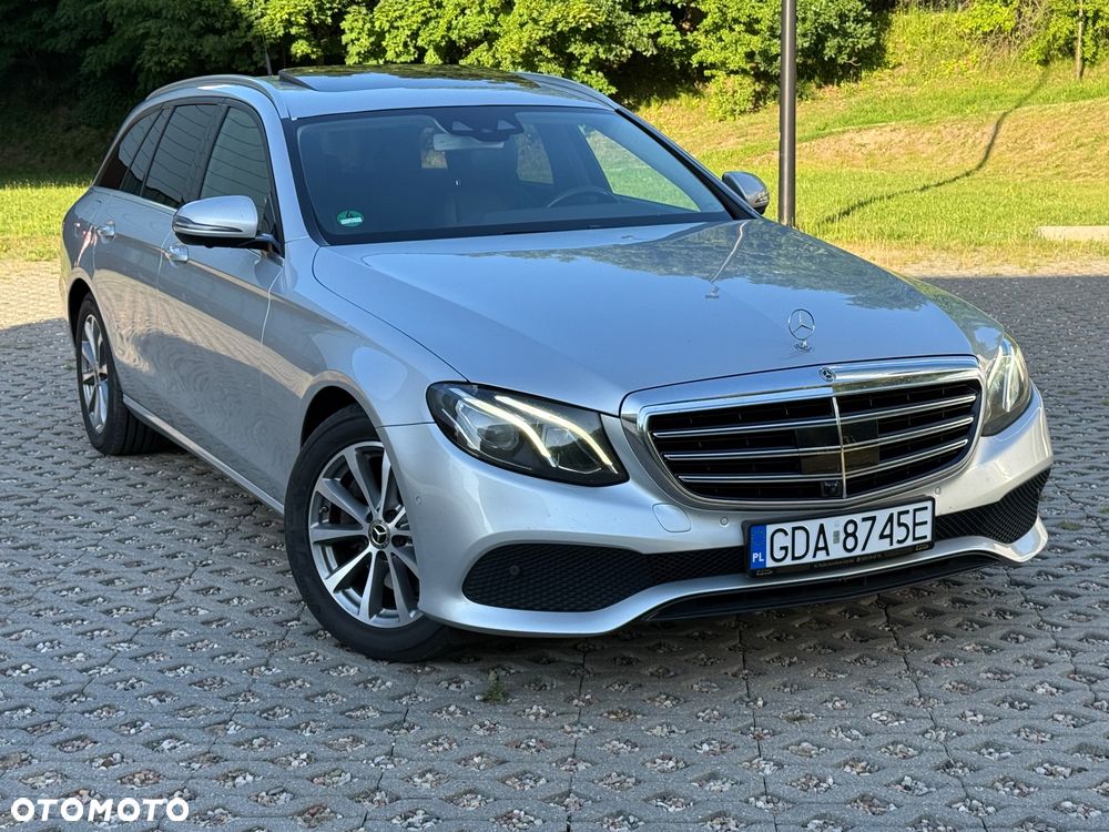 Mercedes-Benz Klasa E 300 d 9G-TRONIC Exclusive - 2