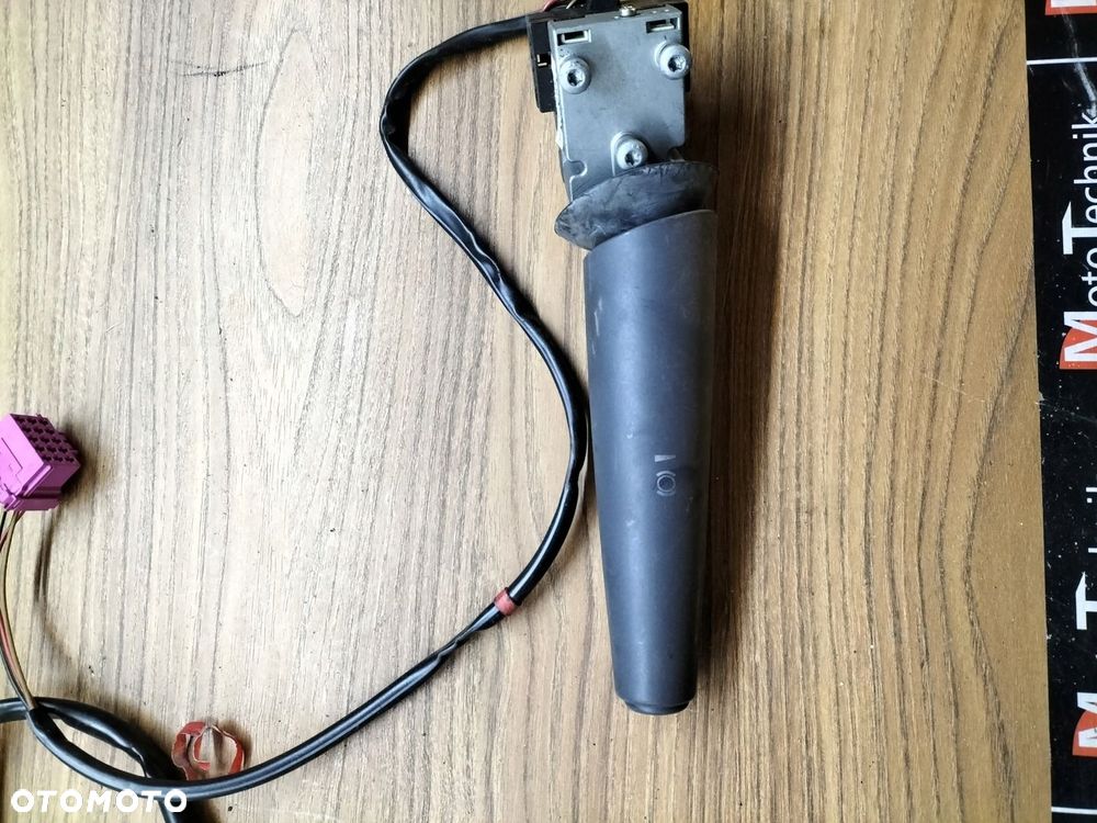 MANETKA / Przełacznik MERCEDES ATEGO - 1