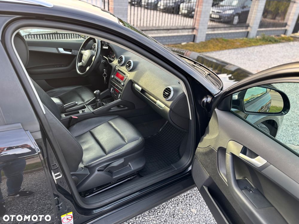 Audi A3 Sportback - 9