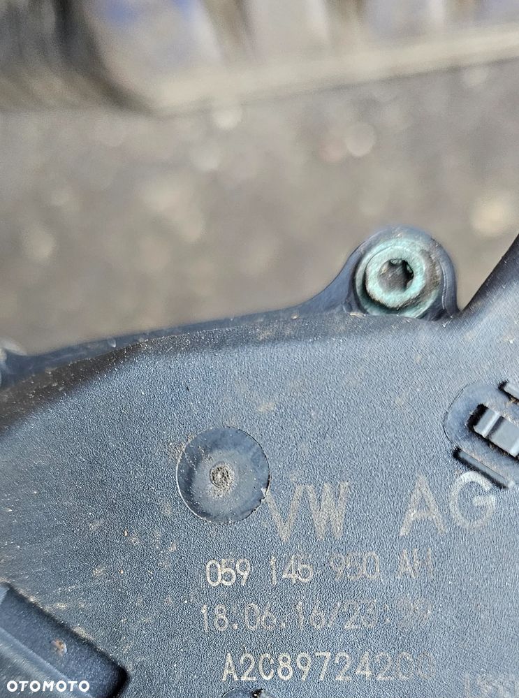 Przepustnica rura dolot Vw Audi 3.0 TDI CRT 059145950AH - 3