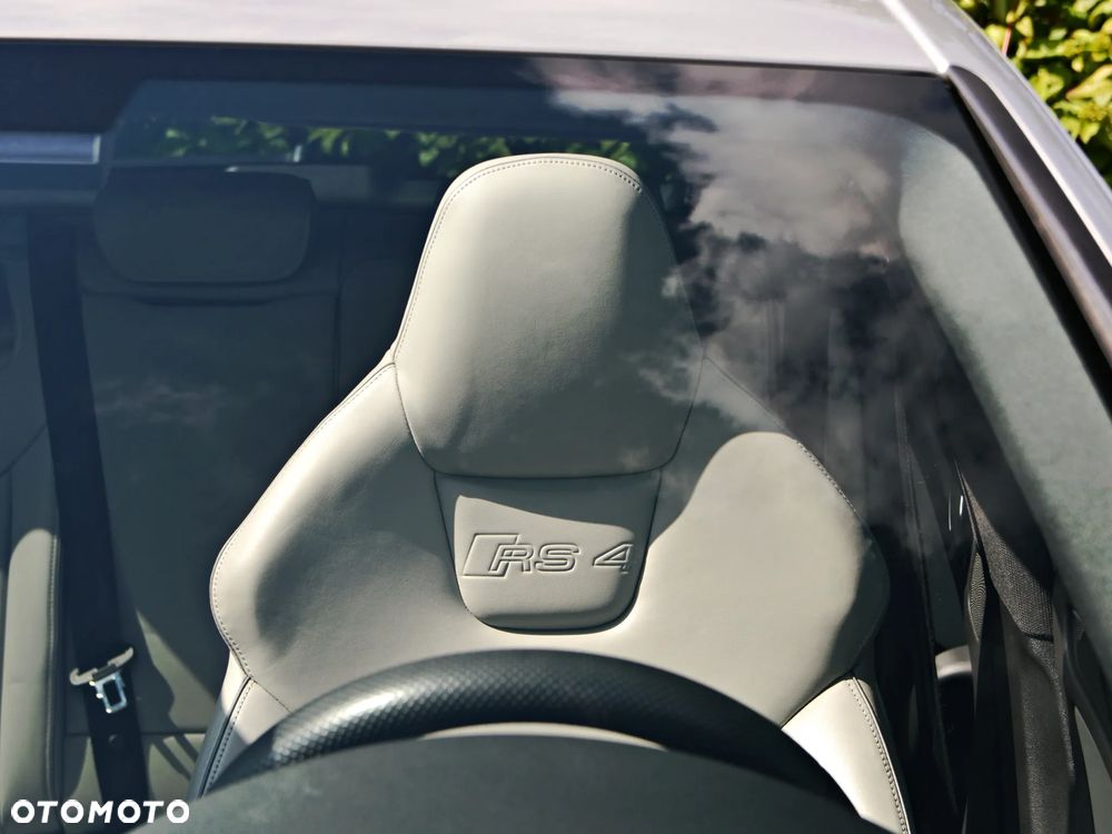 Audi Rs4 Avant 2014 photo 2