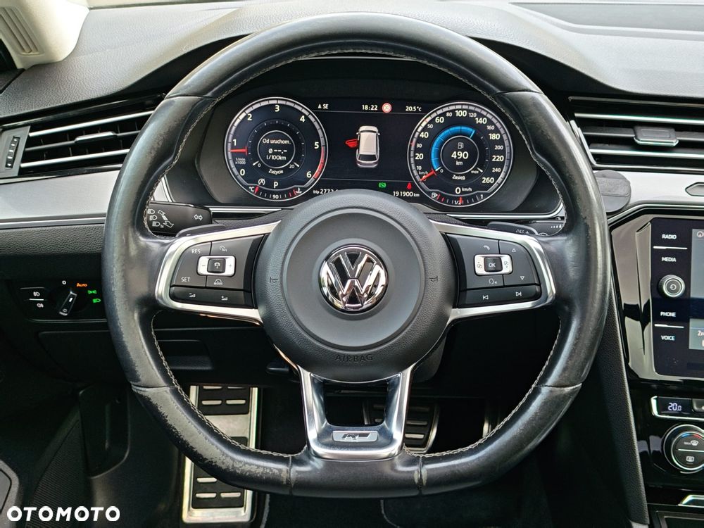 Volkswagen Passat 2.0 TDI SCR DSG Business - 15