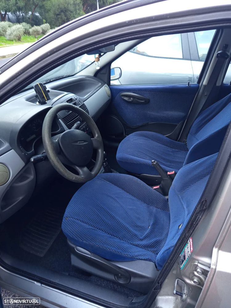 Fiat Punto 1.2 16V ELX - 1