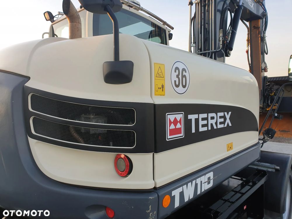 Terex TW 110 ROTOTILT/SZCZYPCE 3-ŁYŻKI SPROWADZONY ŁADNY STAN - 18
