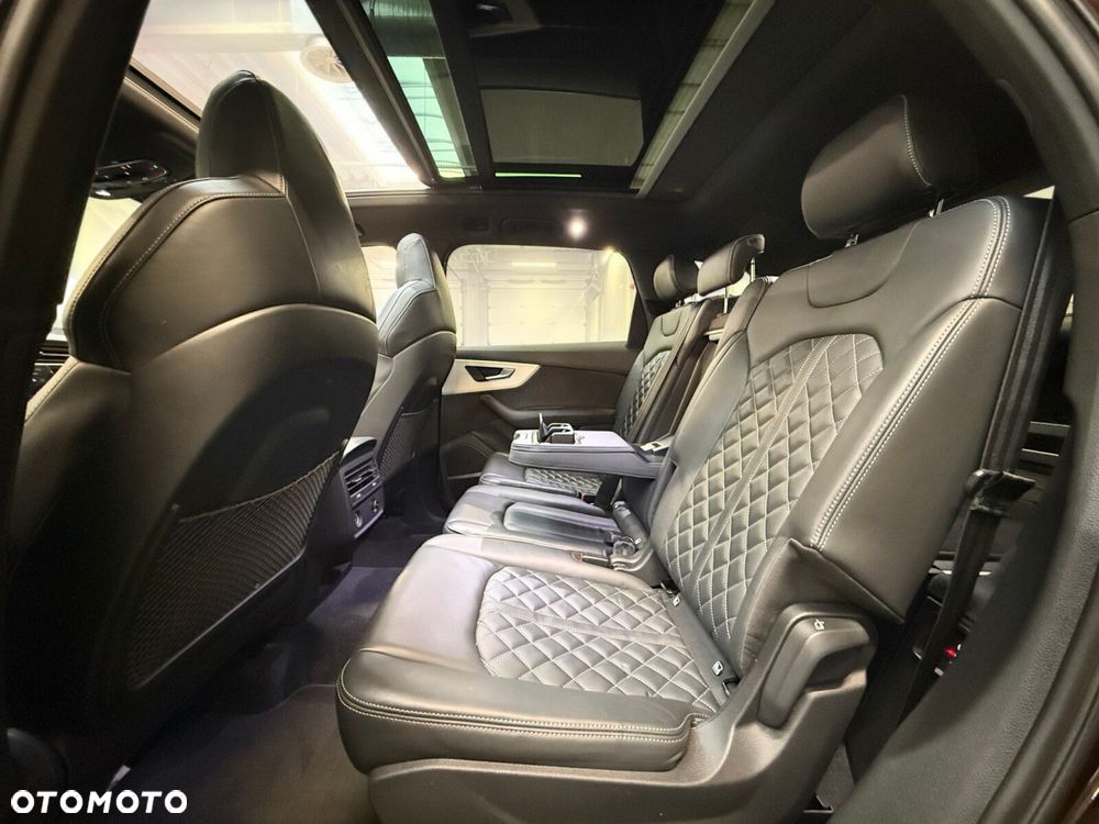 Audi Q7 - 31