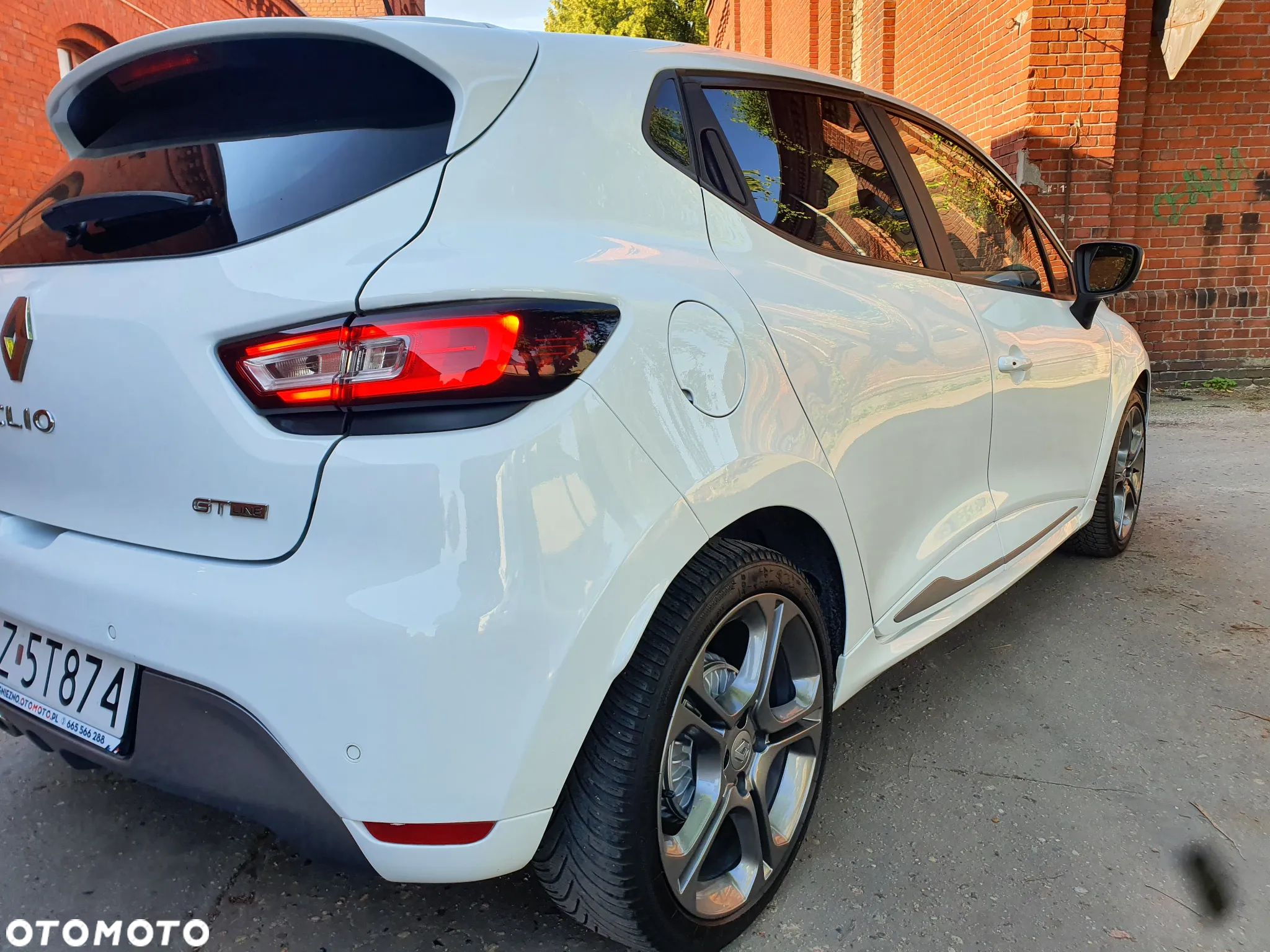 Renault Clio 1.5 dCi Energy Limited Plus - 4
