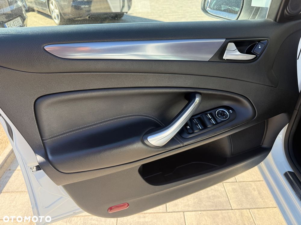 Ford Mondeo 2.0 TDCi Titanium - 39