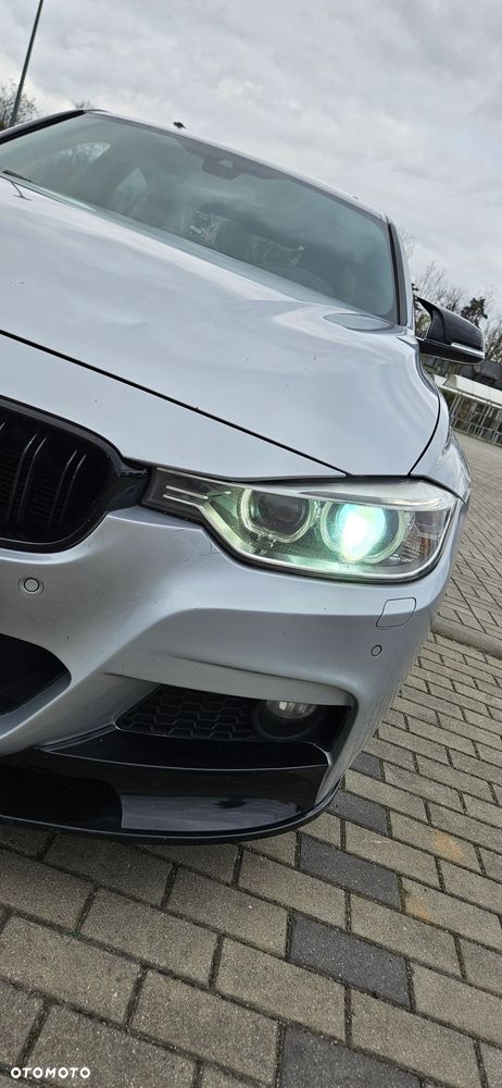 BMW Seria 3 320d xDrive Sport-Aut Luxury Line - 25