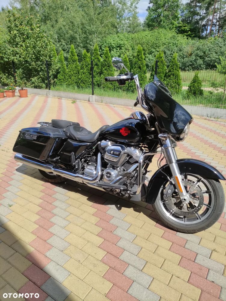 Harley-Davidson FLHT Electra Glide Standard - 8