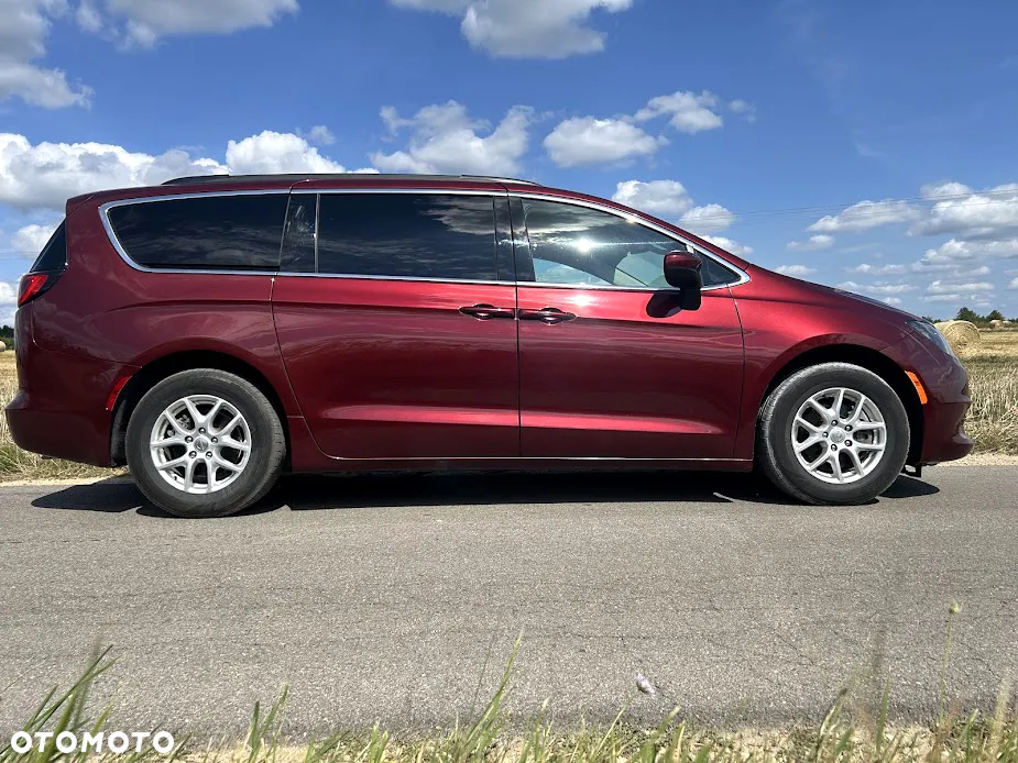 Chrysler Grand Voyager - 10