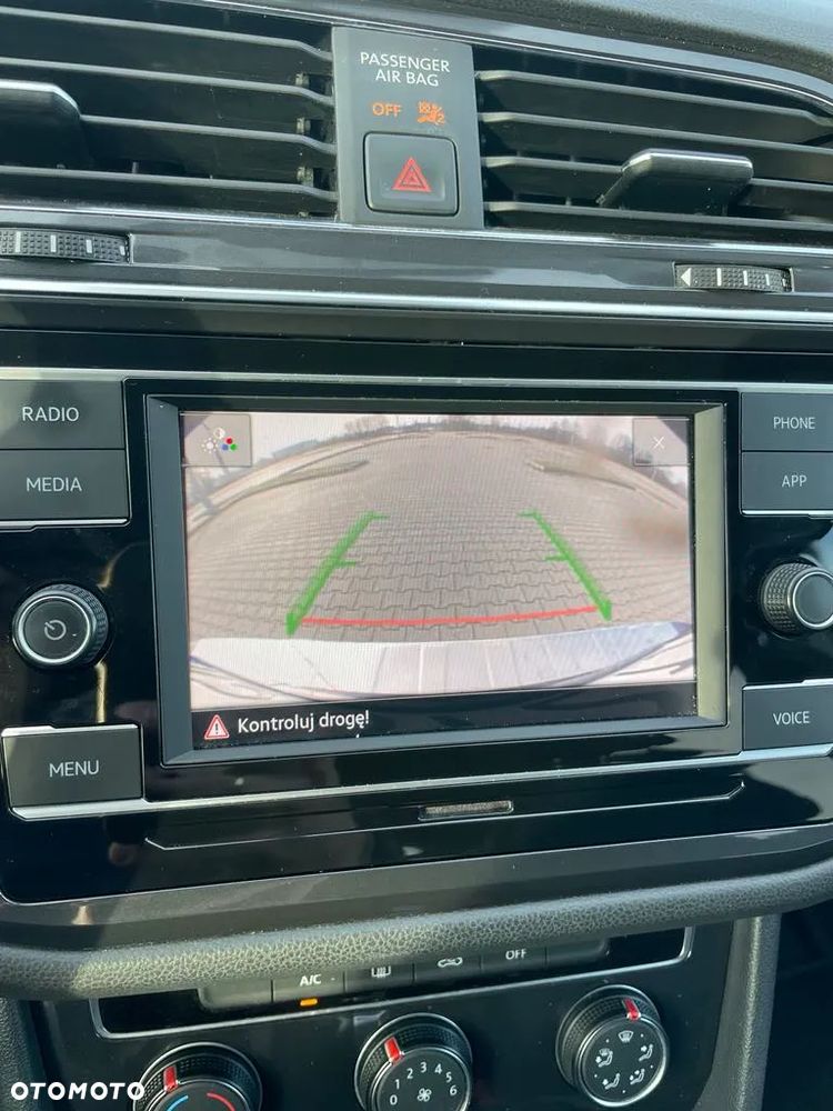 Volkswagen Tiguan - 12