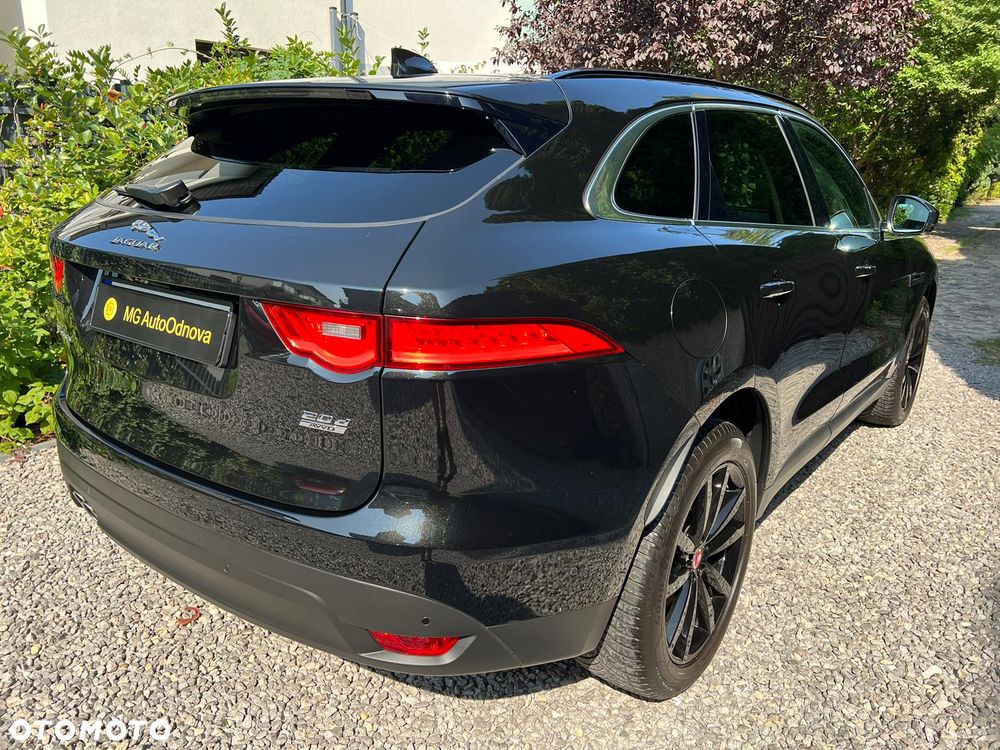 Jaguar F-Pace 2.0 i4D RWD Prestige - 13