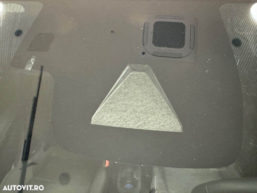 Toyota Corolla 1.8 Hybrid Team Deutschland - 32