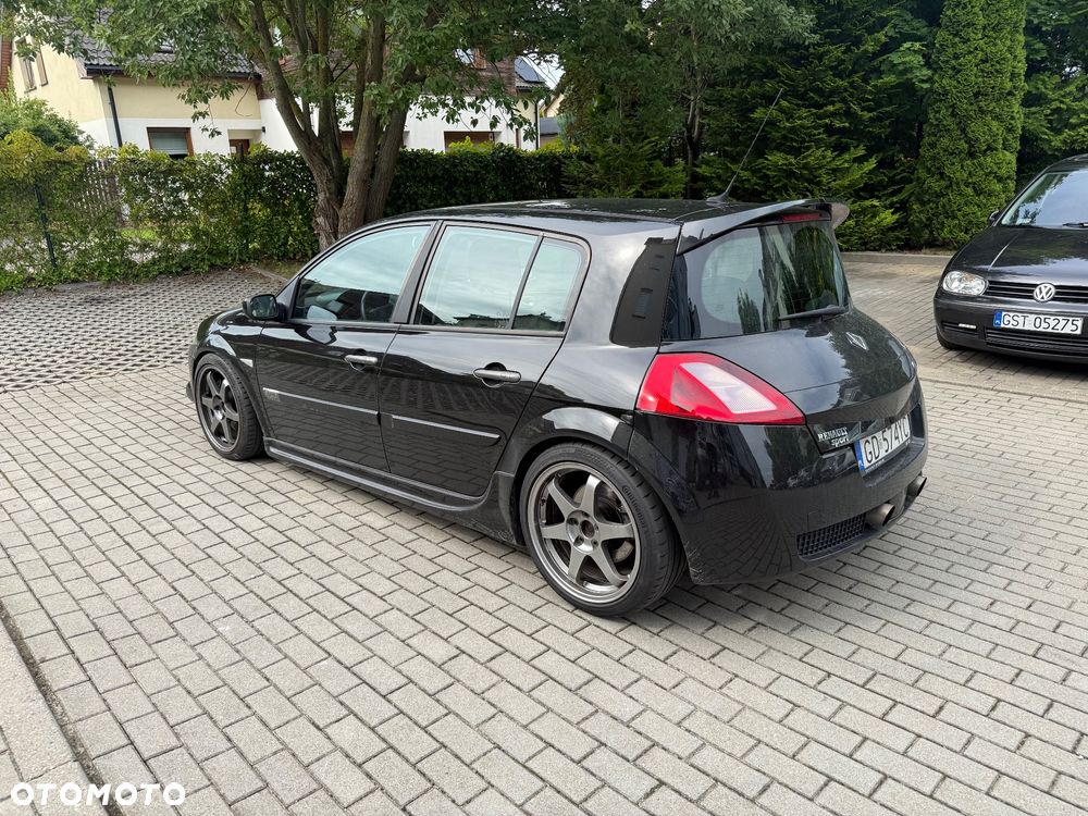Renault Megane 2.0 Sport - 7