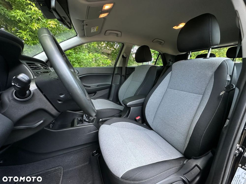 Hyundai i20 - 8