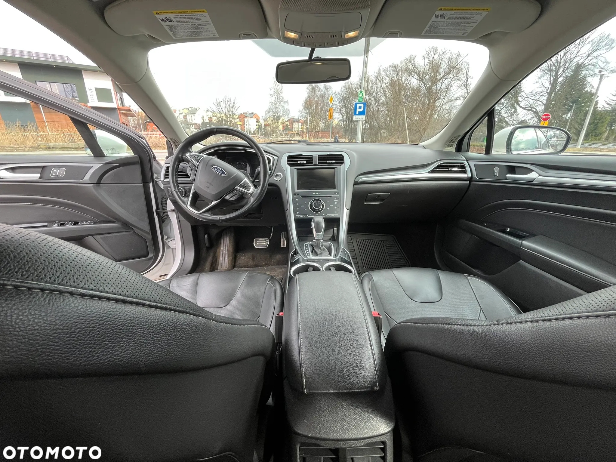Ford Fusion 2.0 EcoBoost Titanium - 16