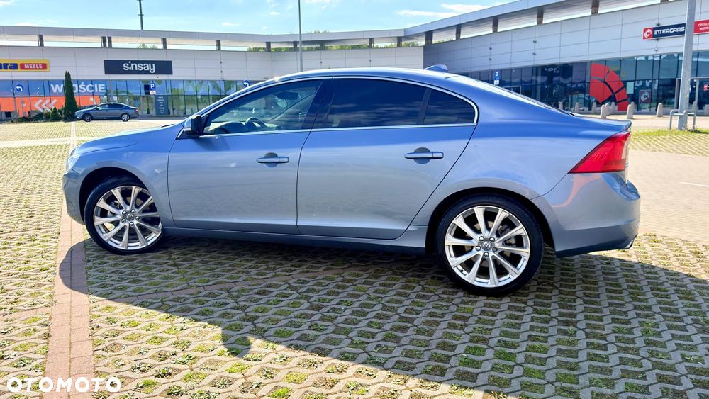 Volvo S60 T5 Geartronic Momentum - 5