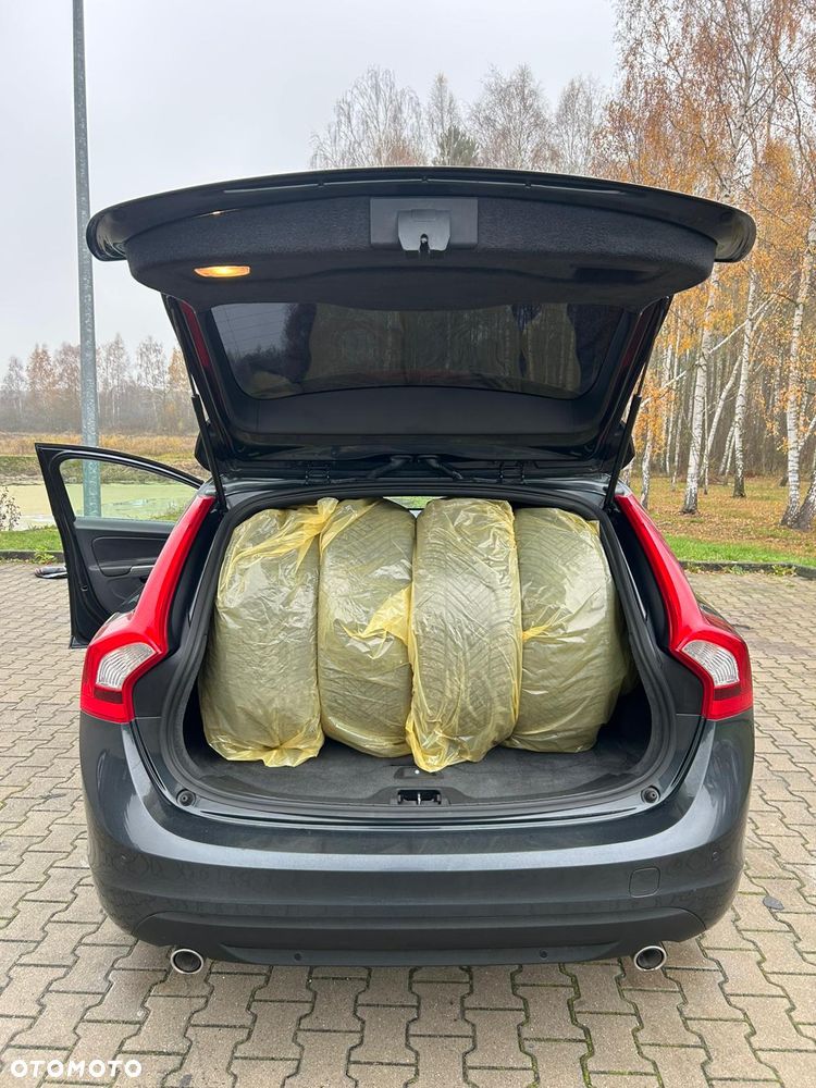 Volvo V60 - 25