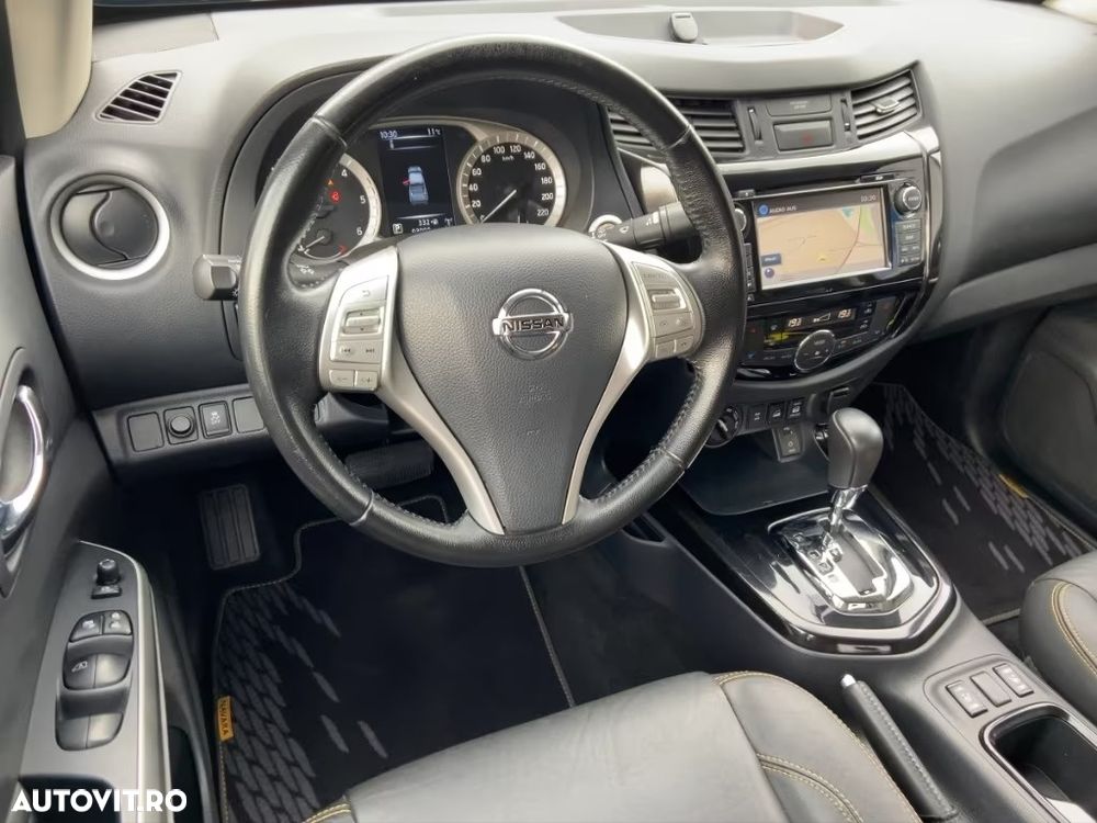 Nissan Navara DC 4x4 Autm. N-Guard - 10