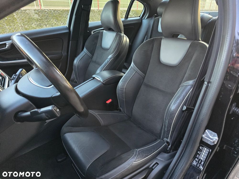 Volvo S60 D3 Geartronic RDesign - 23