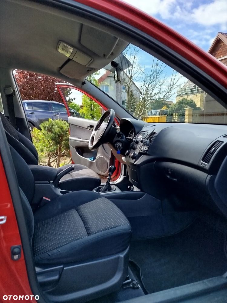 Hyundai i30 1.6 CRDi Comfort - 6