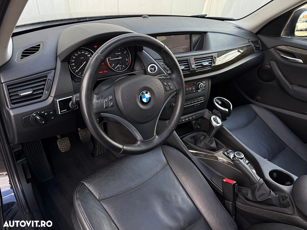 BMW X1 xDrive18d - 10