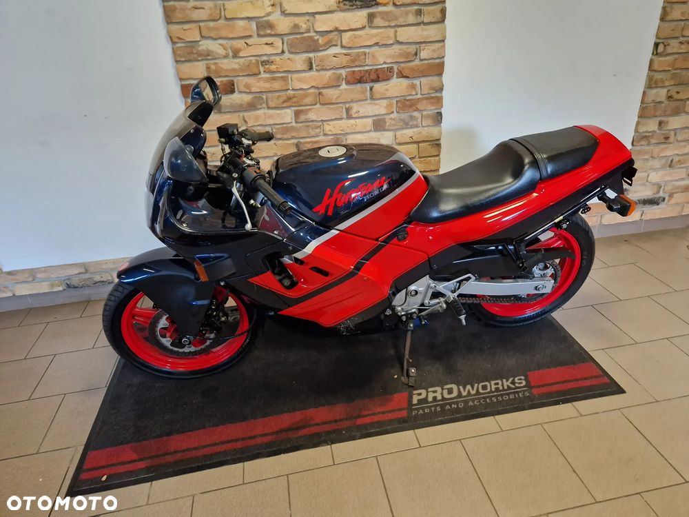 Honda CBR - 8
