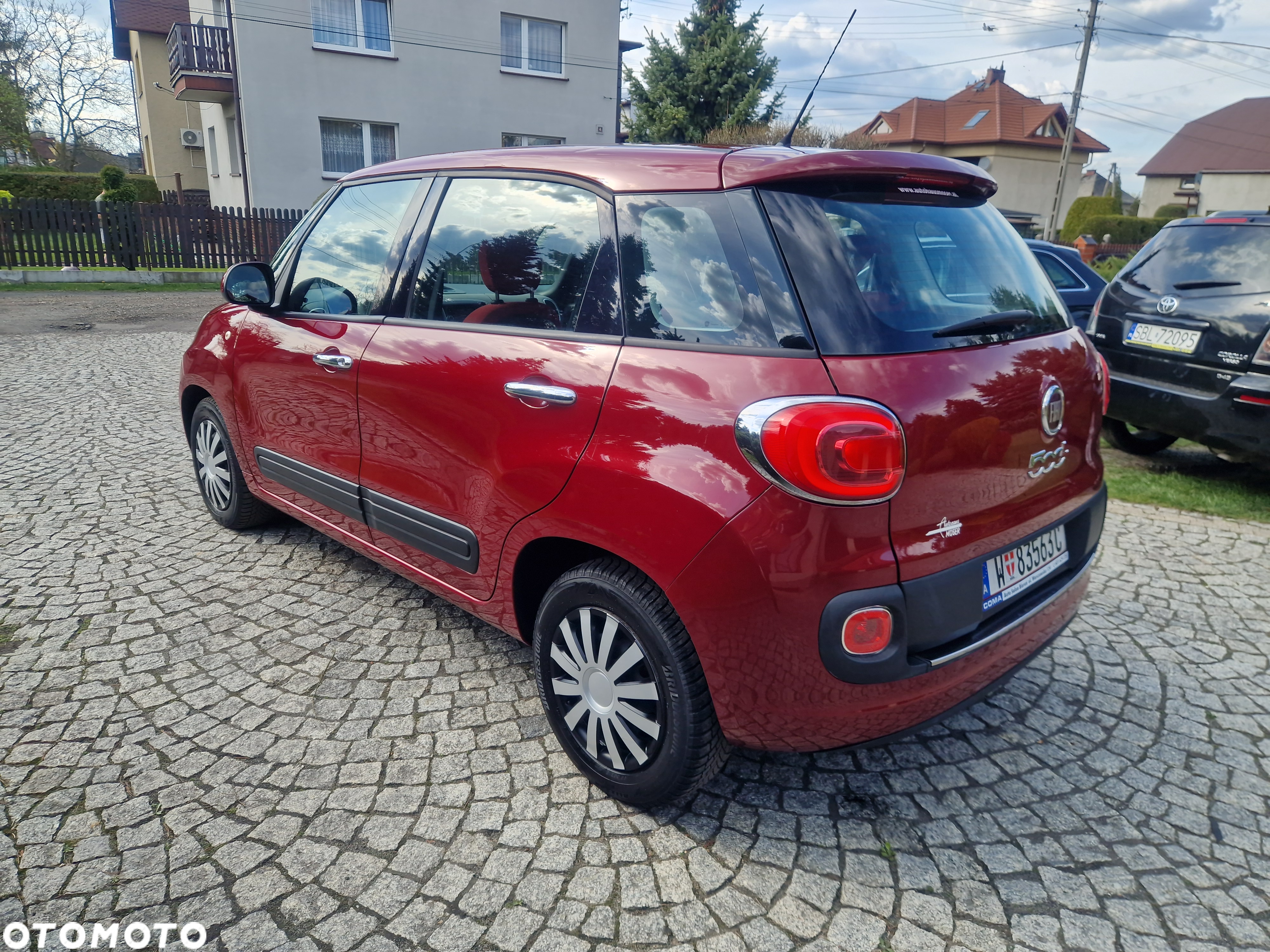 Fiat 500L 1.4 16V (RED) - 11