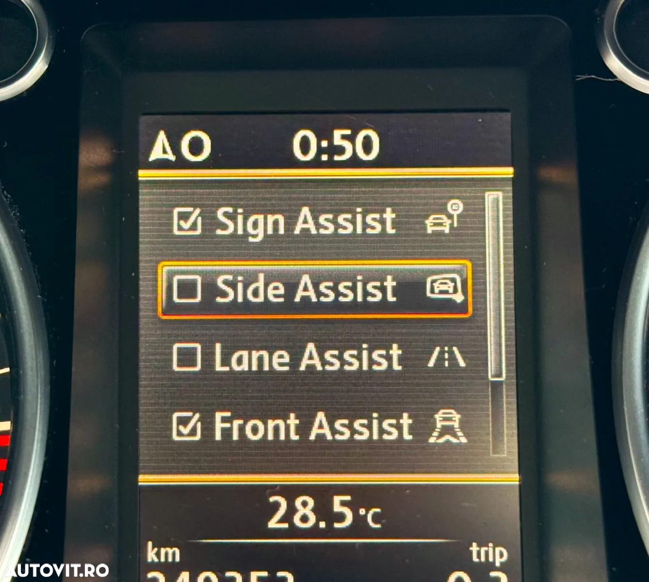 Volkswagen Passat Variant 2.0 TDI BlueMotion Technology Exclusive - 6