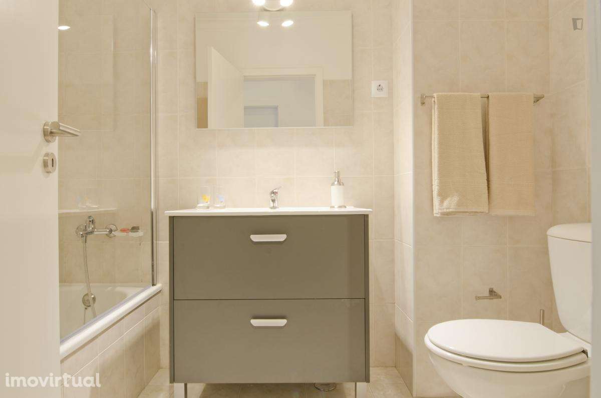 Quarto - localizado em Bela Vista Lisbon - Grande imagem: 2/23