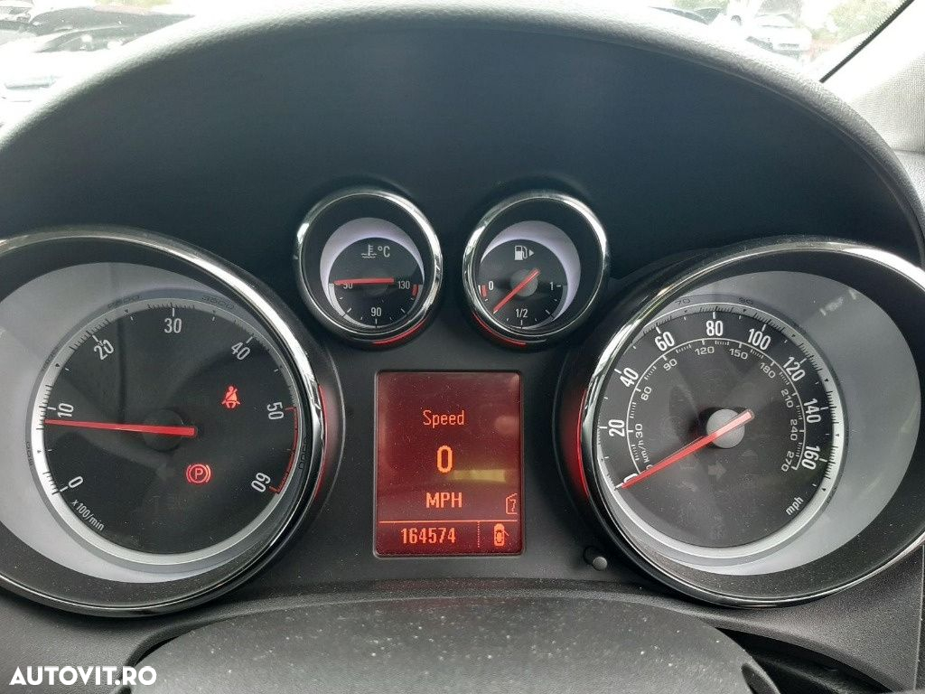 CD player Opel Astra J 2011 Hatchback 2.0 CDTI - 10