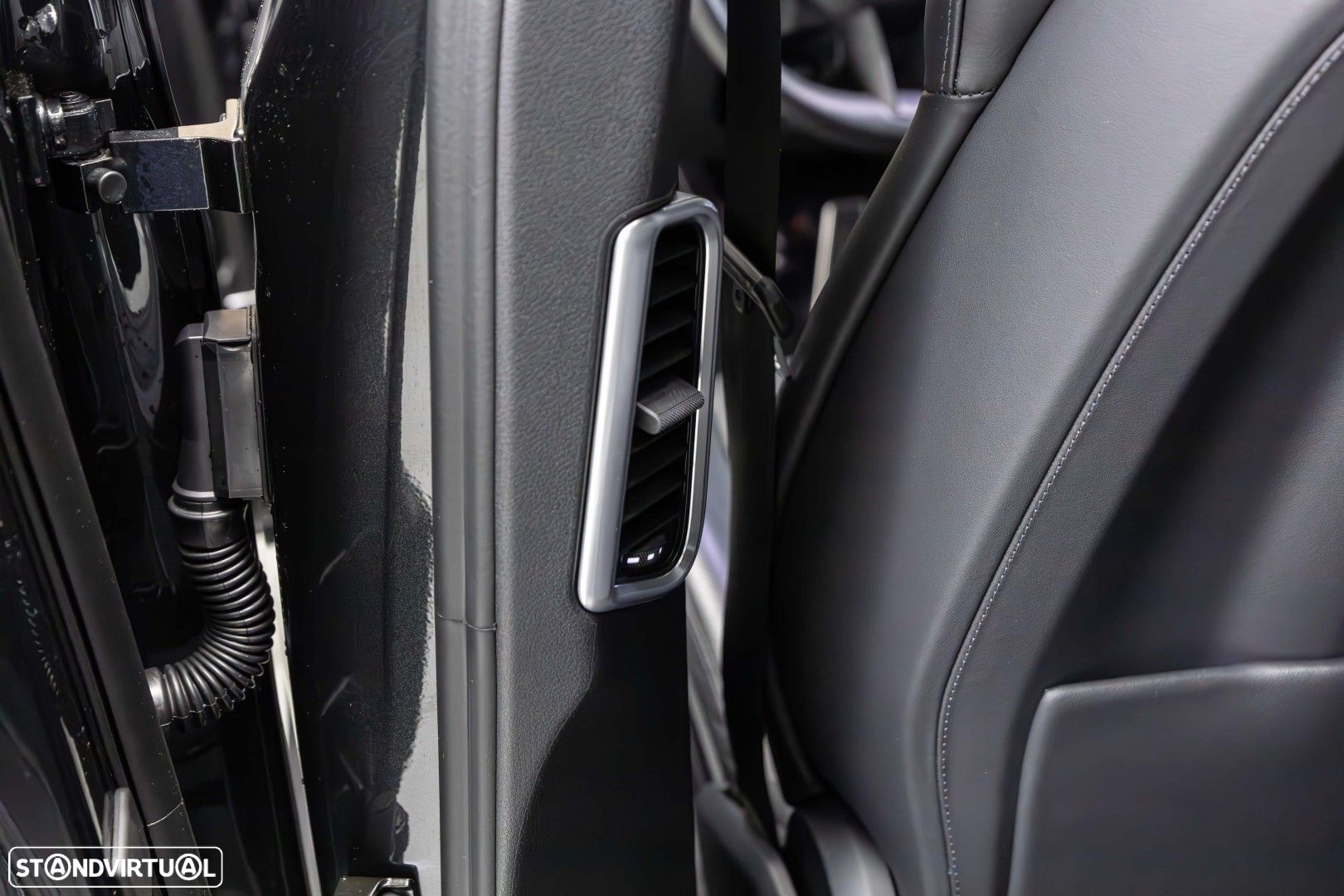 Porsche Panamera Sport Turismo 4 E-Hybrid Platinum Edition PDLS - 25