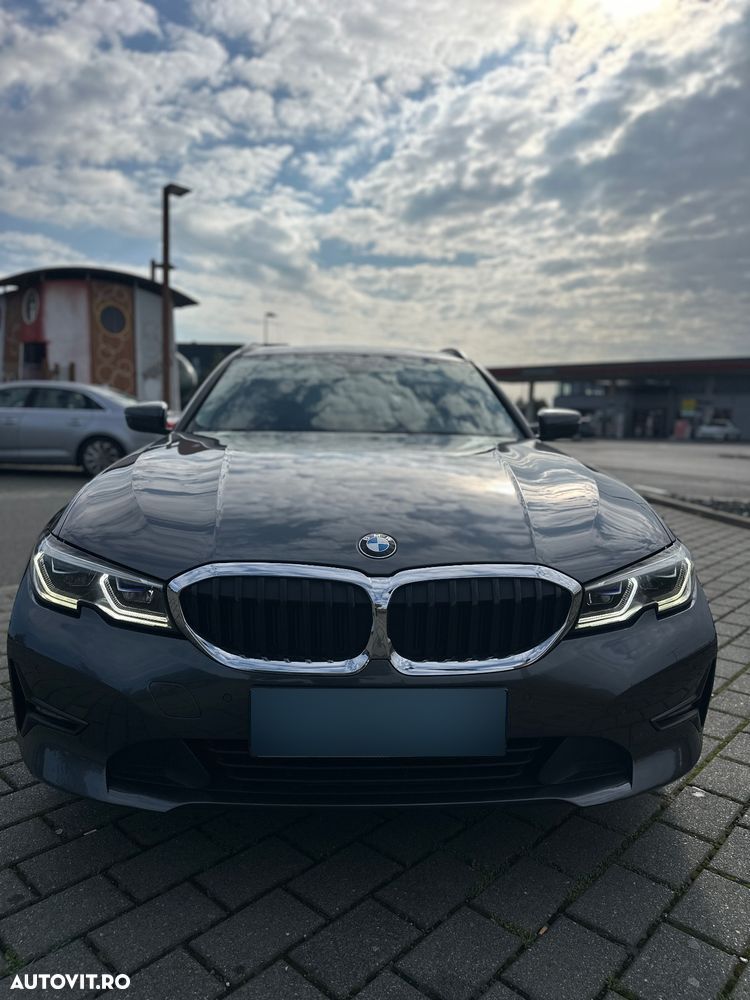 BMW Seria 3 318d Touring Aut. Sport Line - 8