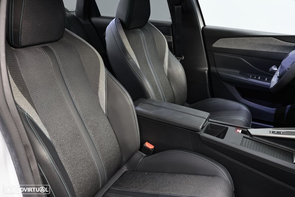 Peugeot 308 SW 1.2 PureTech Allure EAT8 - 21