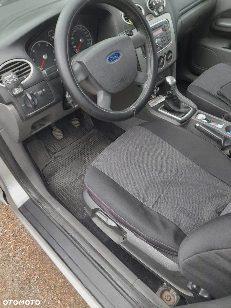 Ford Focus - 6
