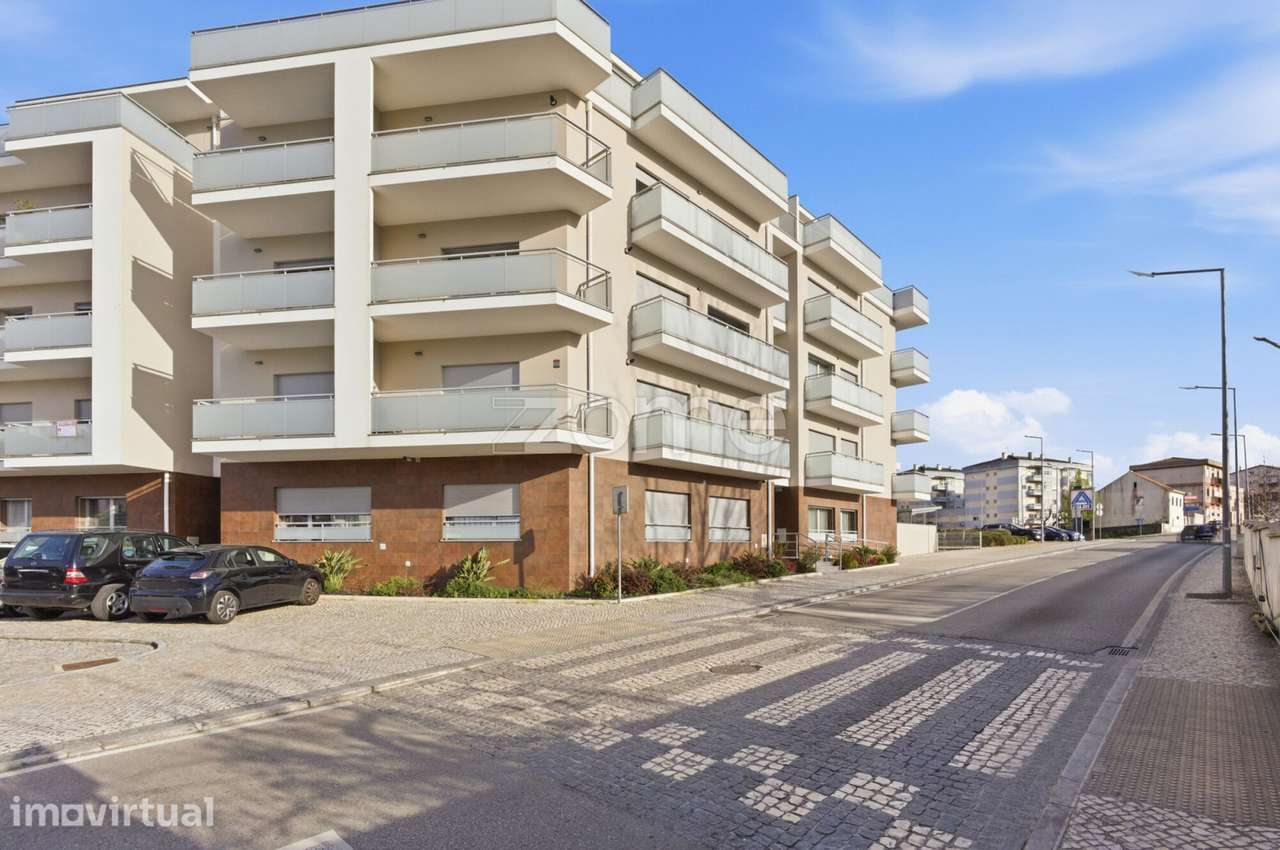 Apartamento T3 semi-novo Cruz d’Areia - Grande imagem: 4/28