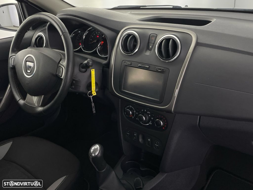 Dacia Sandero 1.5 dCi Stepway - 23
