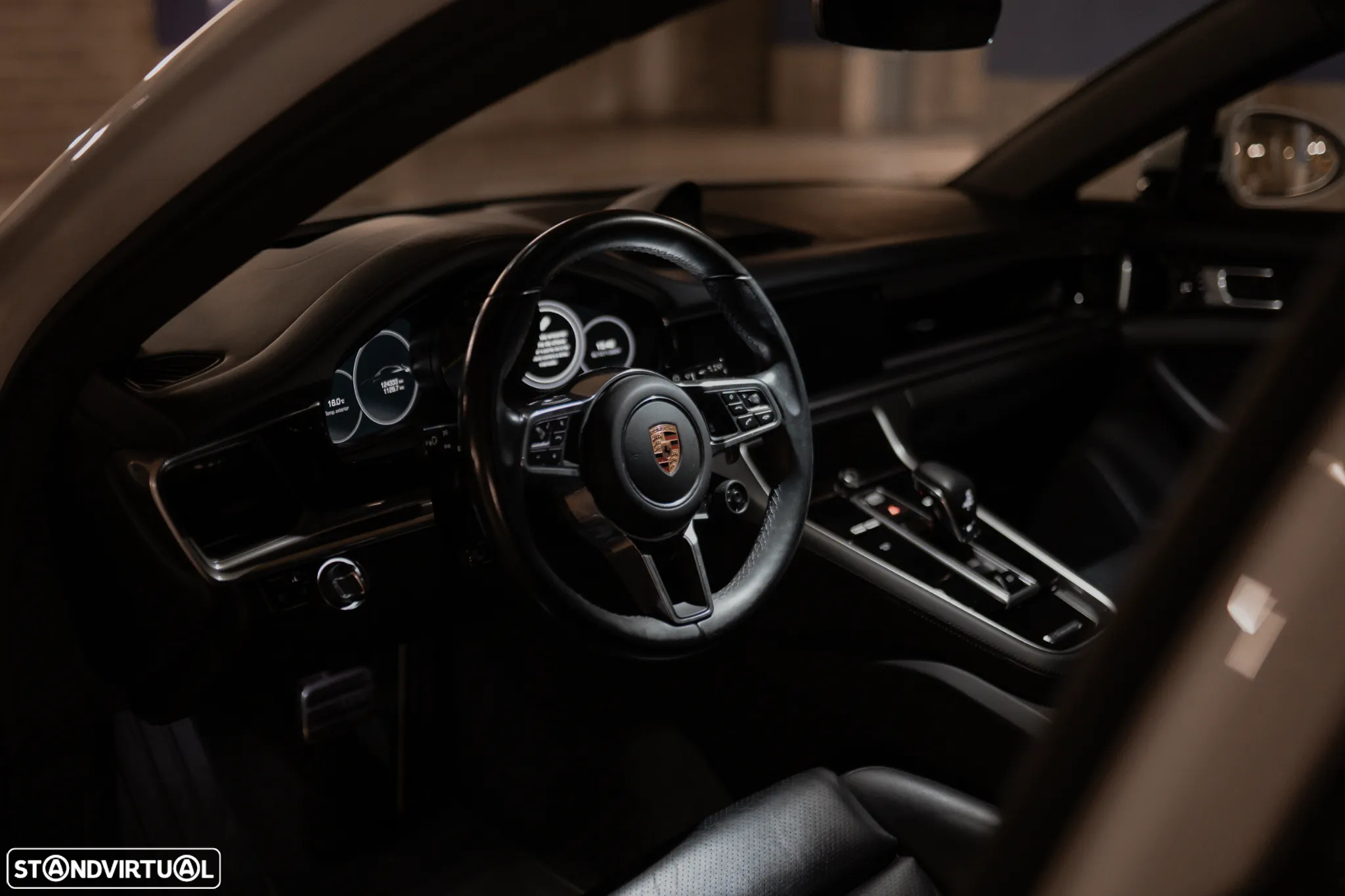 Porsche Panamera Sport Turismo 4 E-Hybrid - 29