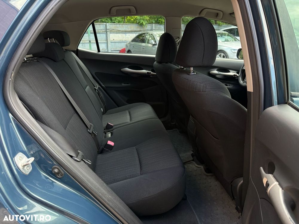 Toyota Auris - 12