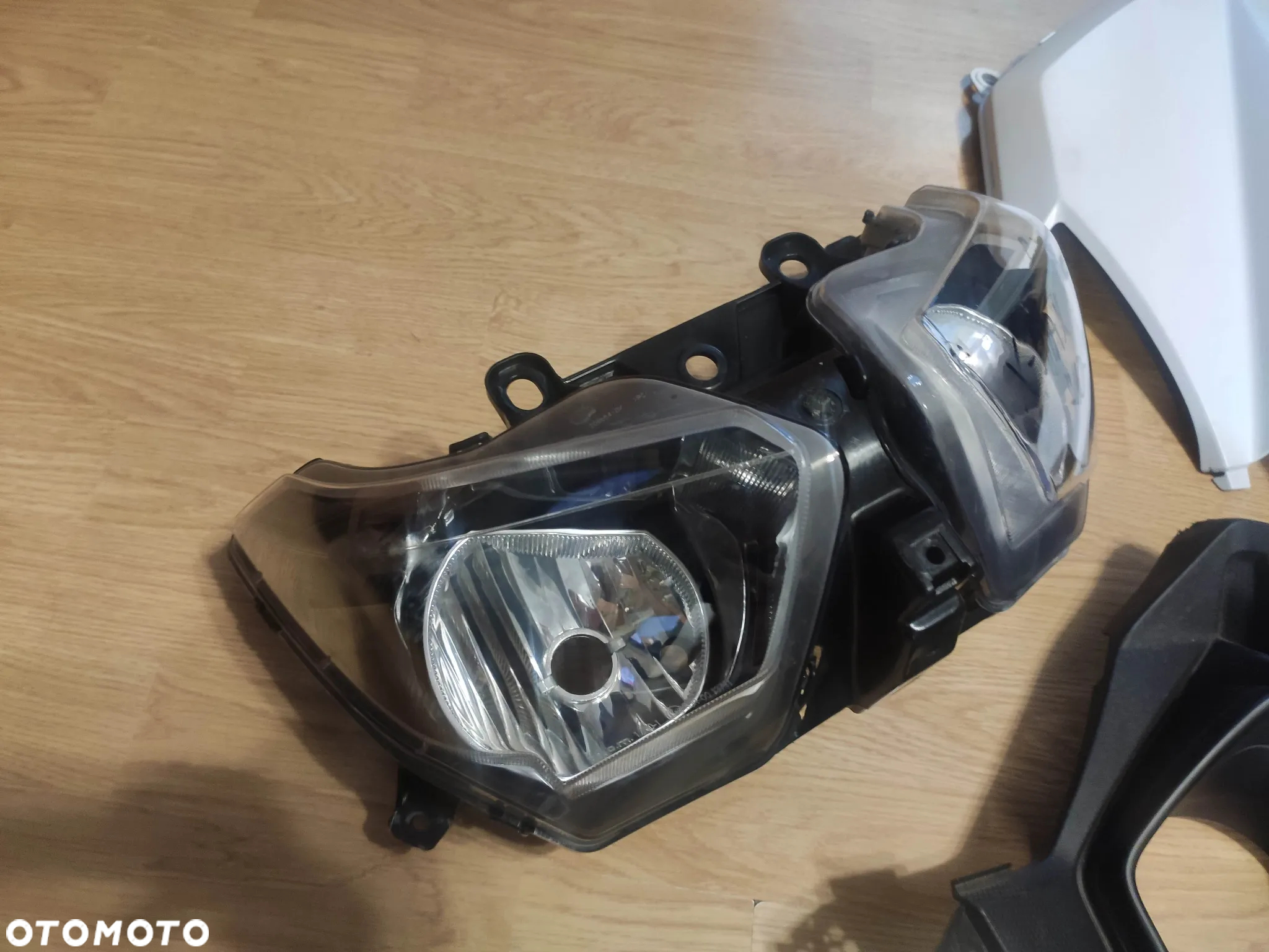 EU Osłona Owiewka Nos Lampa Kierownica Yamaha x-max 14-17 części - 4